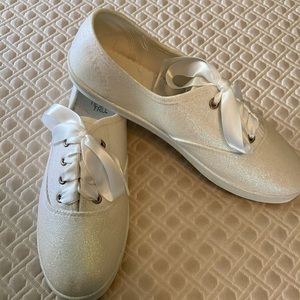 Sparkly white shoes-sold